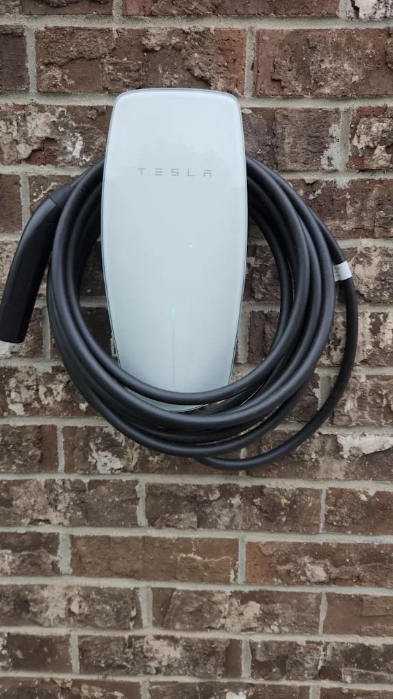 Three or free electric ev charger install for tesla
